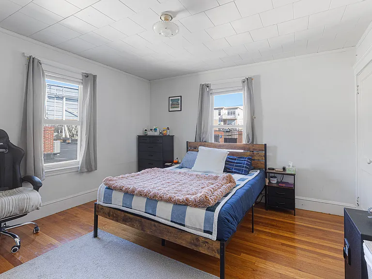 6 Endicott Ave — Photo 8