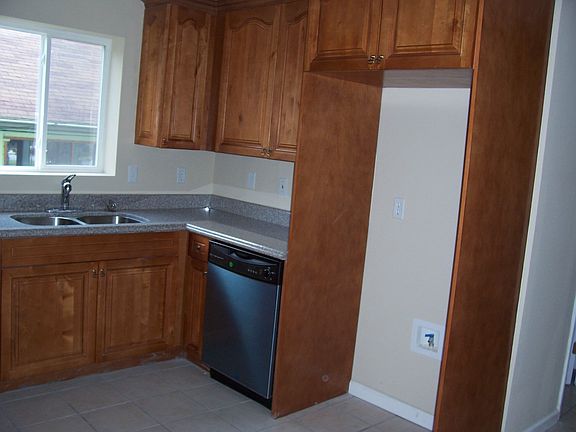 Completely Upgraded Kitchen