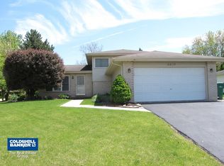 16439 S Timberview Dr, Plainfield, IL 60586