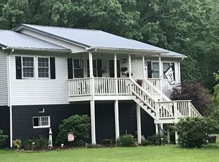 45762 State Highway 194 E, Majestic, KY 41547