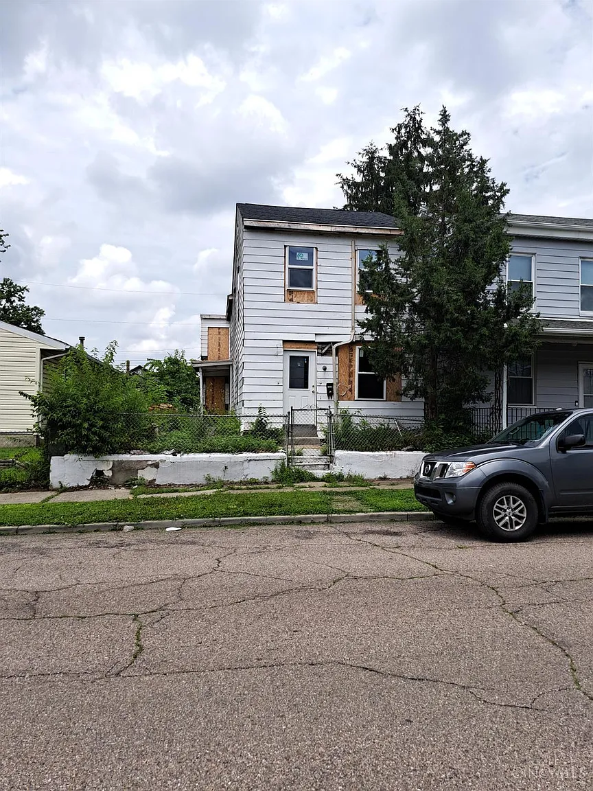 146 Chestnut St photo 1