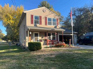 402 E South St, Durand, IL 61024