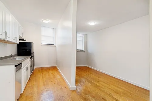 5 N Margin St #2 Photo 1