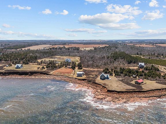 3rd image of 182 Shore Rd