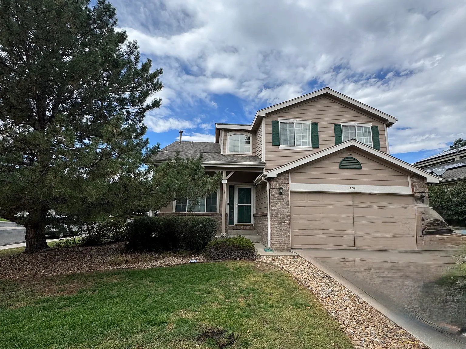 4 bed, 2772 sqft, $3,500 — Photo 2