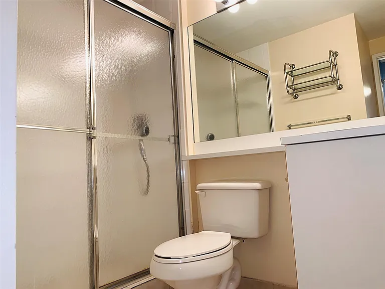 7950 N Nob Hill Rd #203 — Photo 15