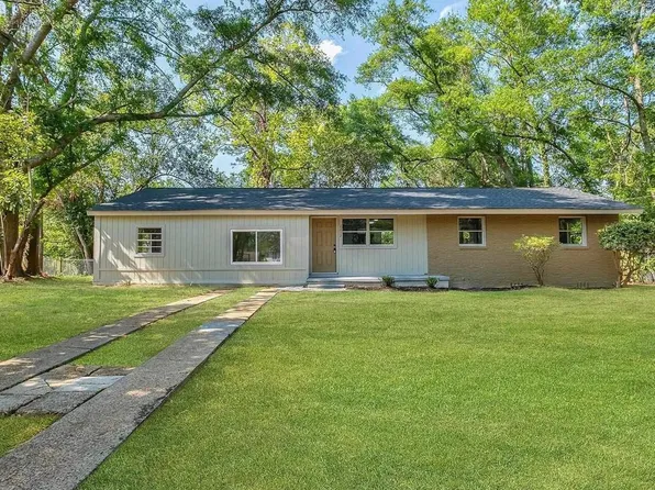 2212 BERKSHIRE DRIVE, TALLAHASSEE, FL 32304