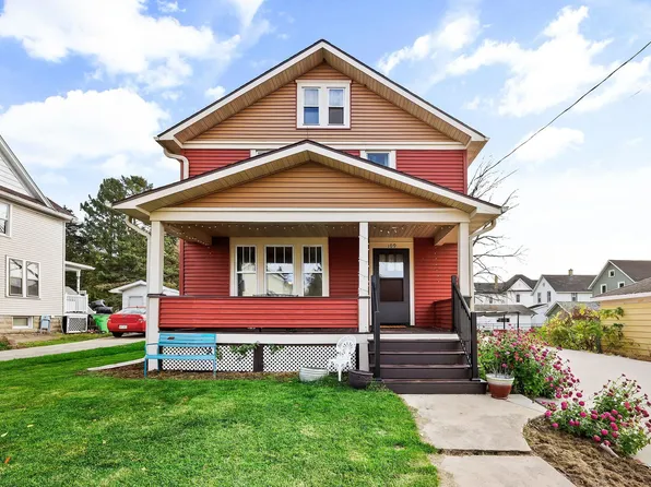 109 La Crosse St, Beaver Dam, WI 53916
