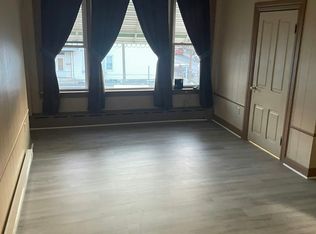 2 Main St #5, Tremont, PA 17981