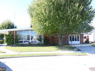 23 Young Cir, Hanover, PA 17331