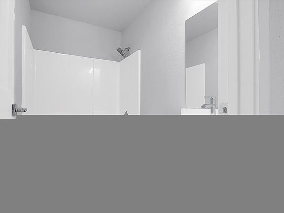 5th image of 3101 33rd St #11151700