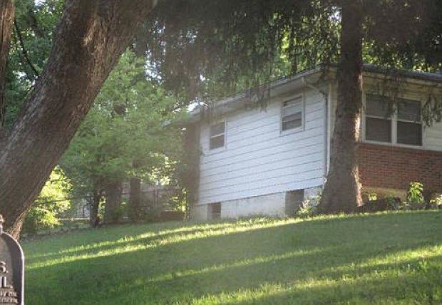2nd image of 6816 Longwood Ave