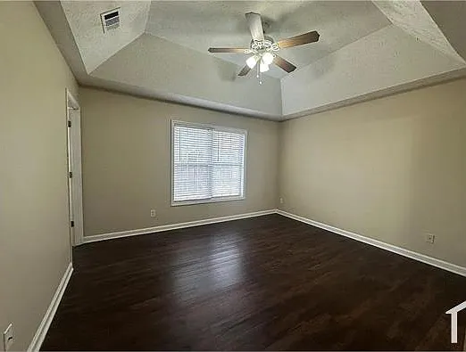 855 Scenic Lake Dr — Photo 12