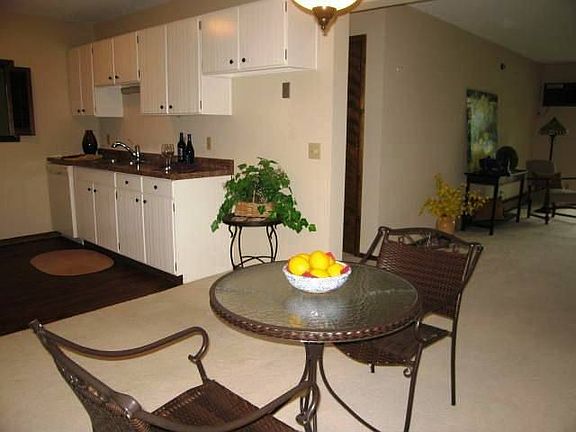 2nd image of 4401 Parklawn Ave APT 107
