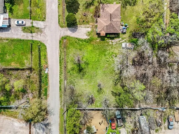 (undisclosed Address), Houston, TX 77028