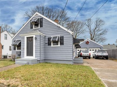 28 Corrente Ave, Pawtucket, RI, 02861