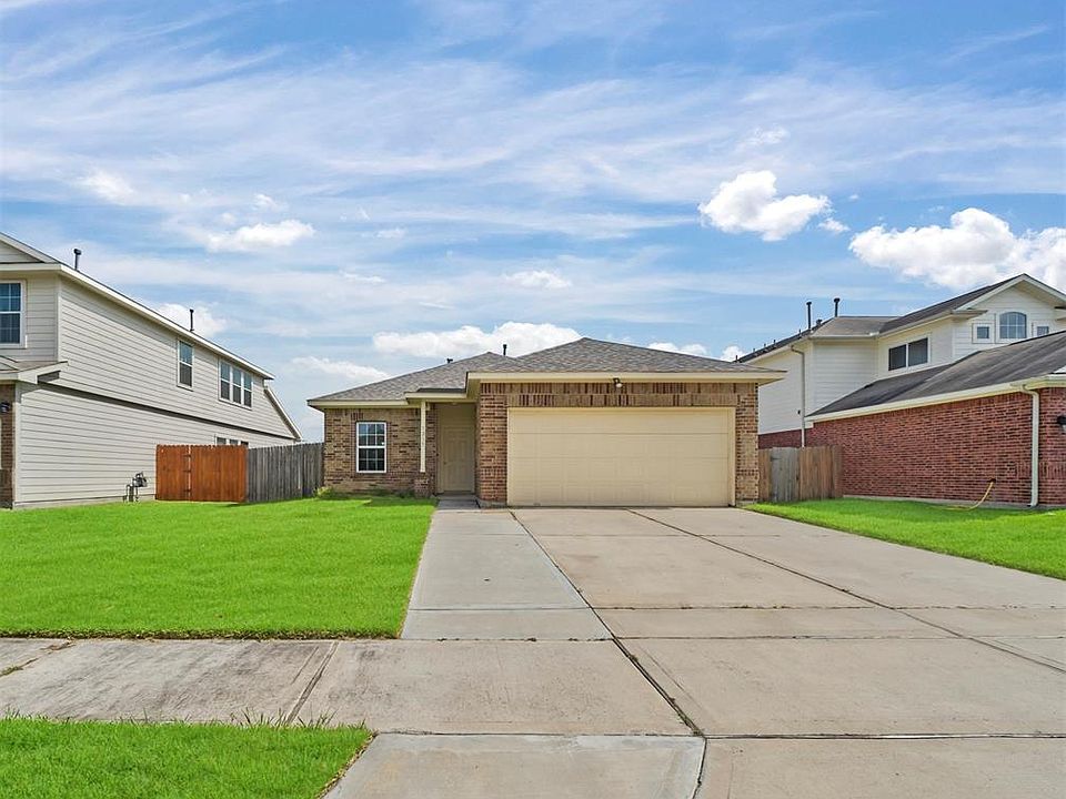 1st image of 1215 Starflower Ln