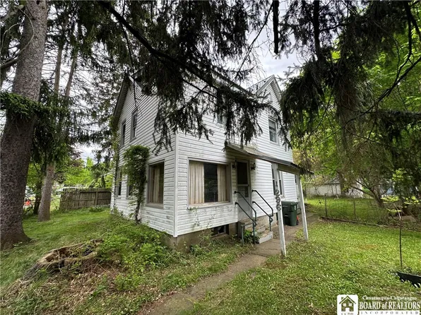 296 Baker St, Jamestown, NY 14701