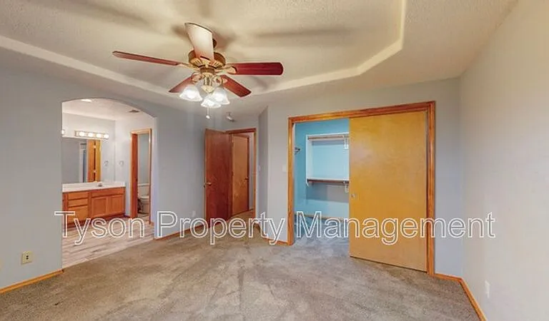 4404 Noche Clara Ave NW — Photo 9