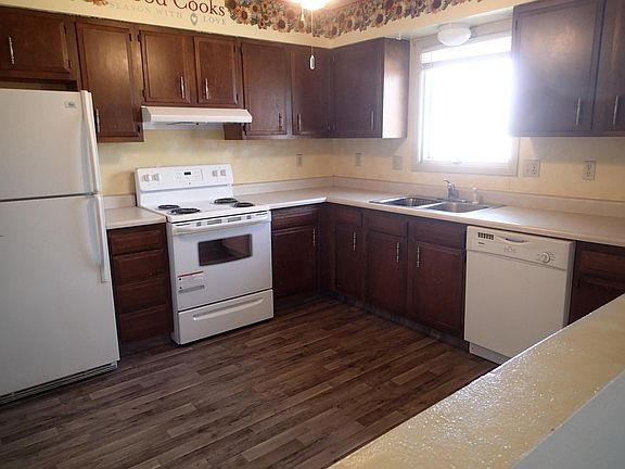 Lovely, spacious kitchen with room for a small dining table