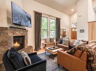 10559 Sara Bear Ln, Truckee, CA