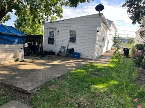 149 E Middle St APT 3, Gettysburg, PA 17325
