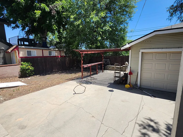 404 Plaza Serena — Photo 32