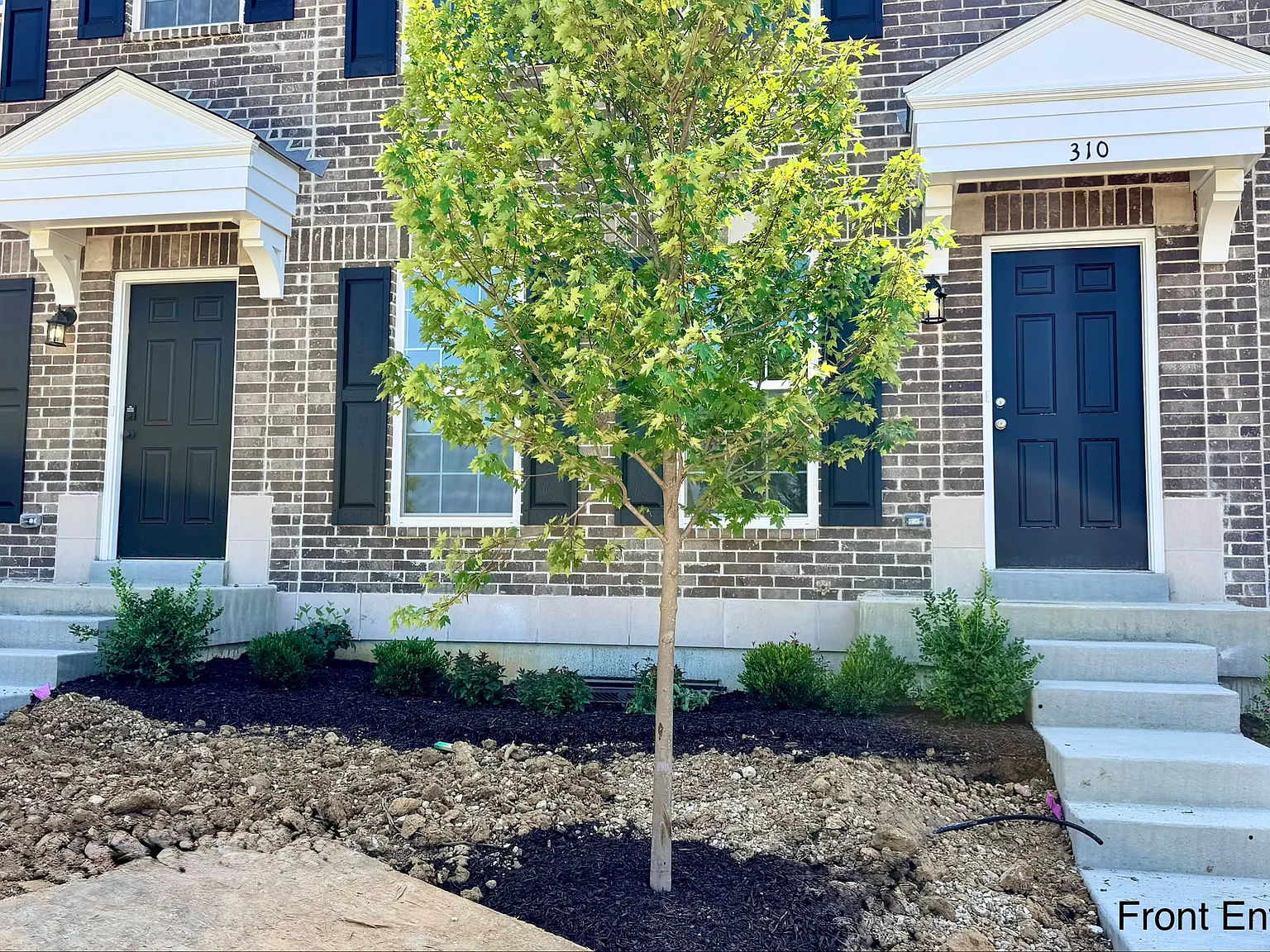 2 bed, 1.5 bath, 1200 sqft, $2,100 — Photo 3