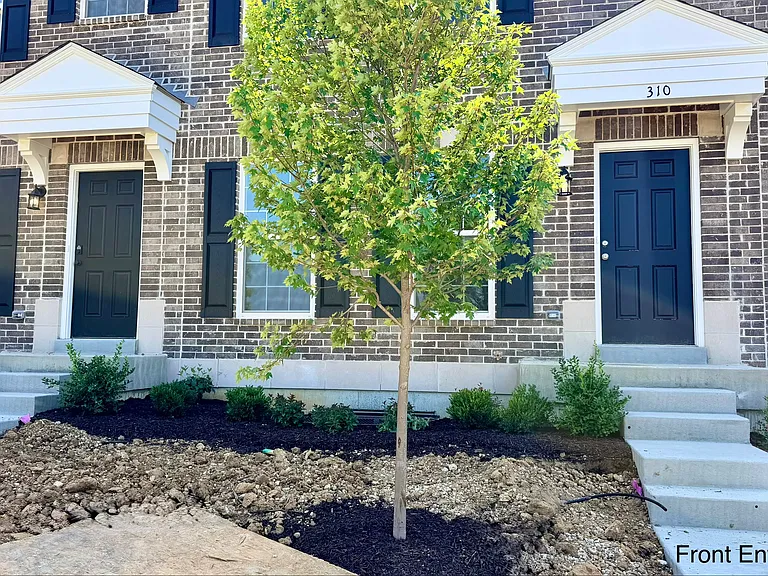 310 Fall Harvest Pkwy — Photo 2