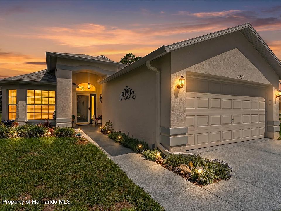 1st image of 11849 Aranda Ct