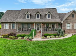 137 Cedar Knoll Cir, Rogersville, TN 37857