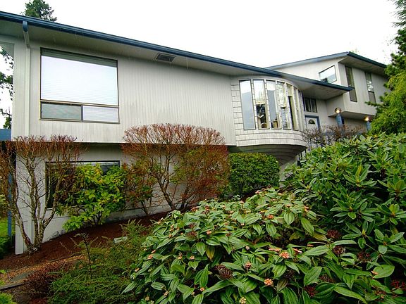 Street side from south