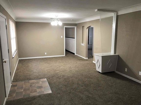 3rd image of 1440 Trampe Ave