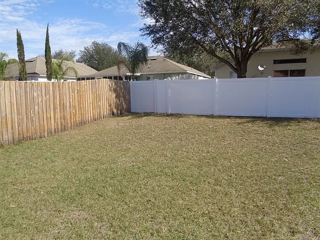 12408 Hawkeye Point Pl — Photo 15