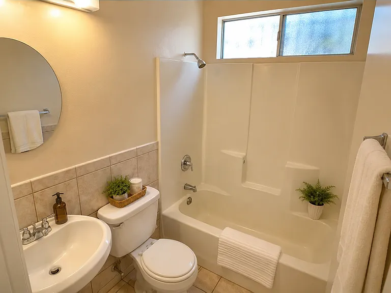 4271 Logan Ave — Photo 4