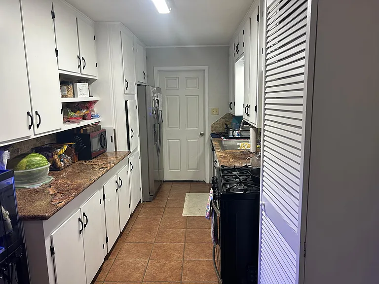910 Whitewing Dr — Photo 11