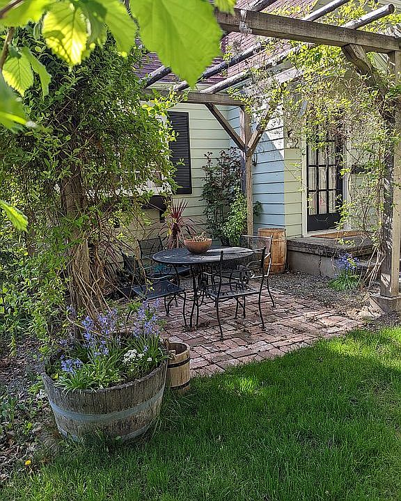 Front Yard Pergola 