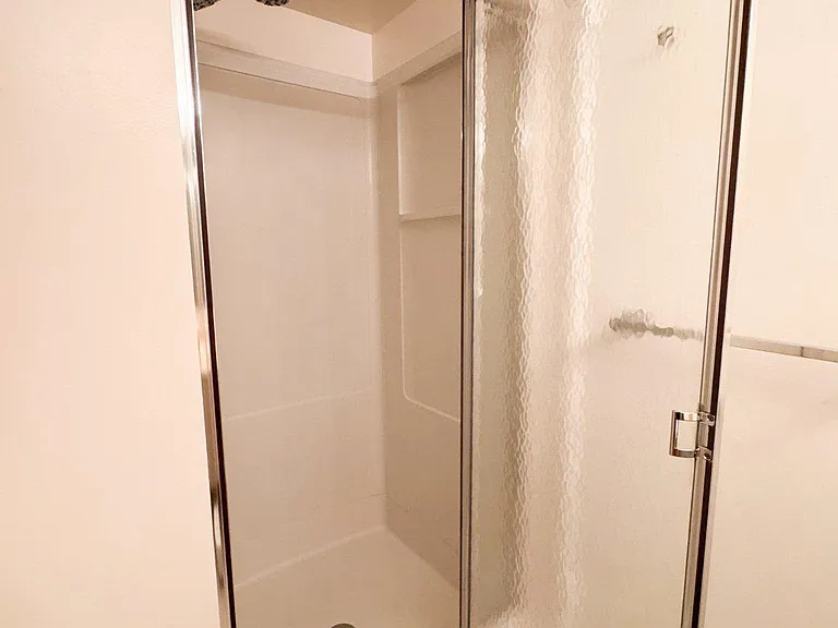 15107 Interlachen Dr #807 — Photo 8