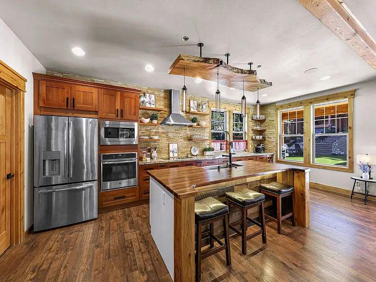 308 W Montana Ave — Photo 4
