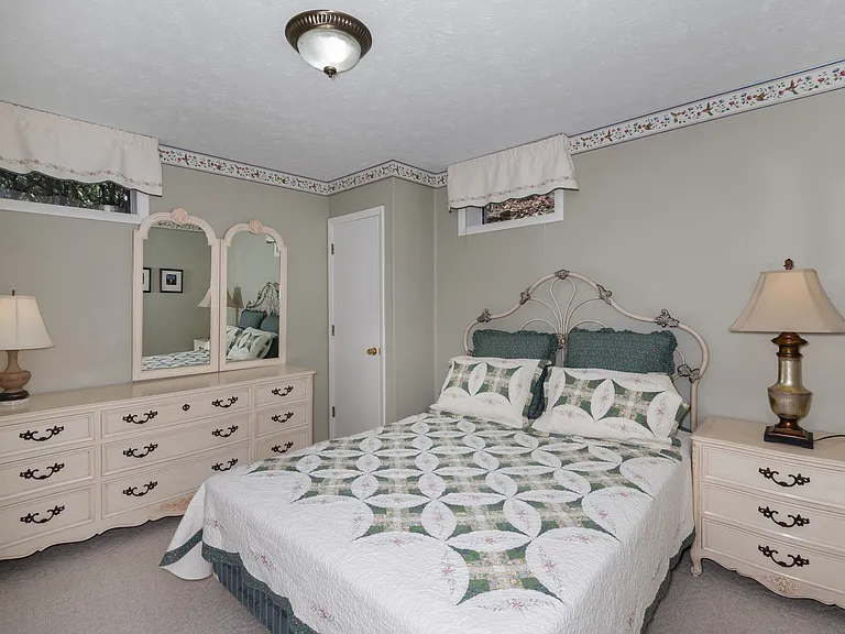 188 Laurel Hill Dr — Photo 6