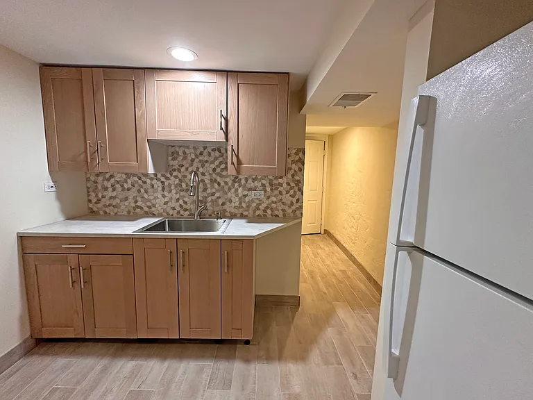 1420 W Edgewater Ave #B — Photo 4