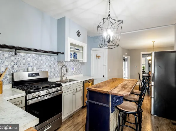 22 Harrison St, Woodbury, NJ 08096