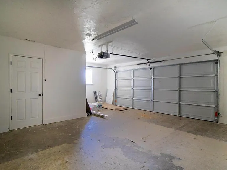 1435 S Salome St — Photo 19