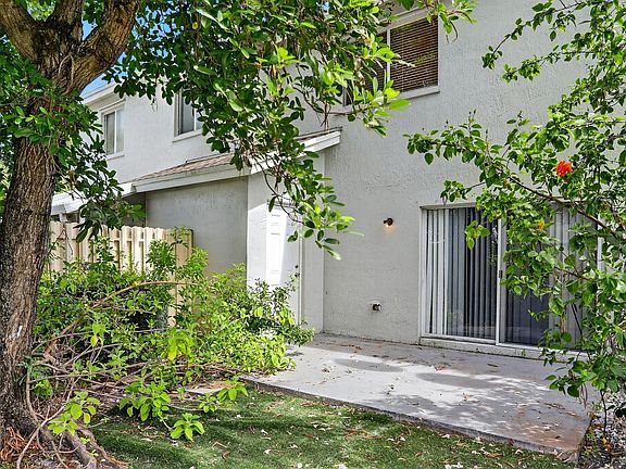 5th image of 4761 SW 14th Place #4761