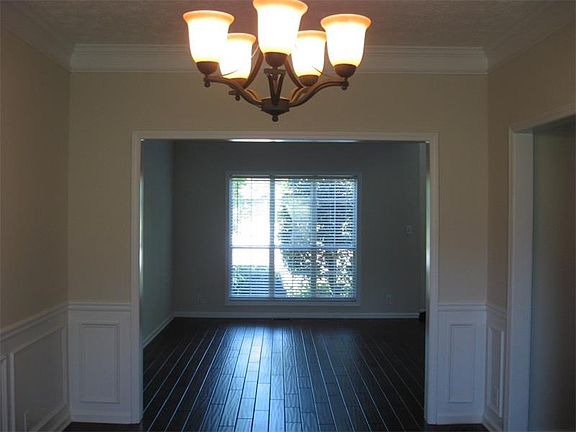 3rd image of 5075 Saddle Bridge Ln