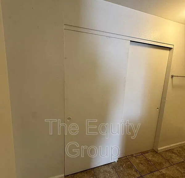 1707 E Douglas Ave #N — Photo 9