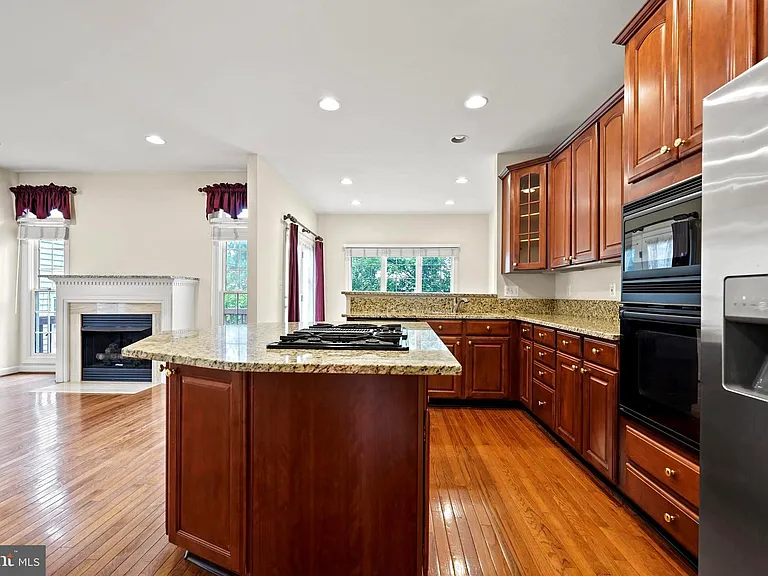 4519 Fair Valley Dr — Photo 11