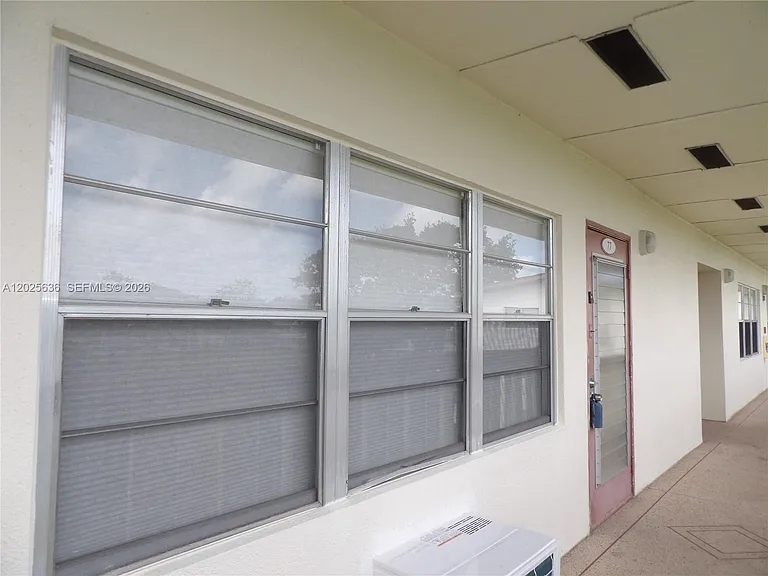 77 Preston Way #B-77 — Photo 2