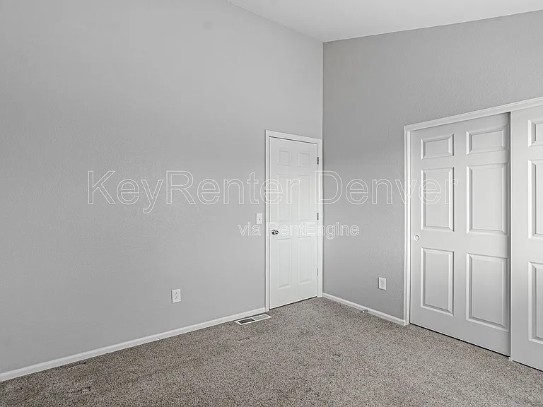 1099 S Walden Way #101 — Photo 11