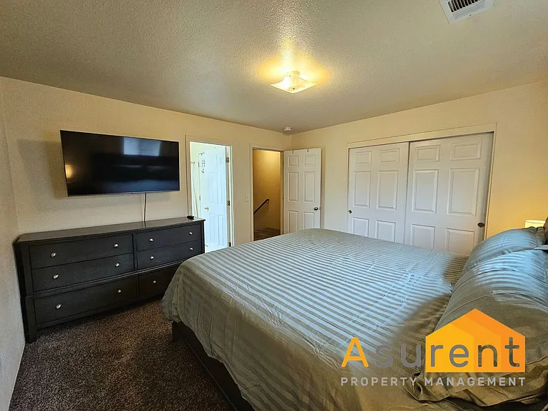 2030 Brookhurst St #13 — Photo 5